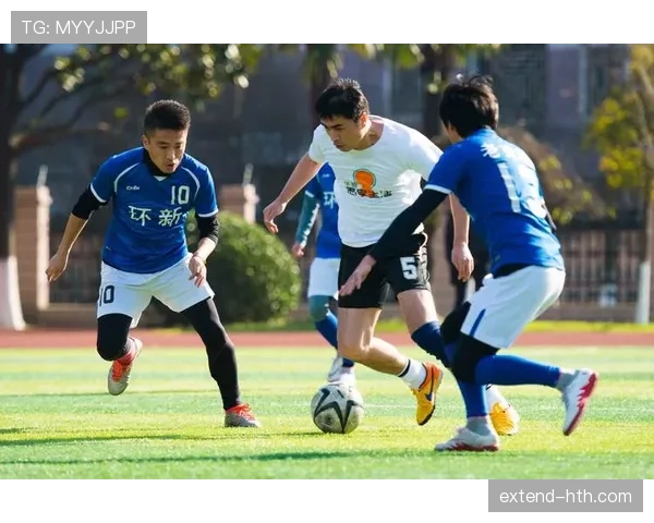 莫哈梅德·库杜斯表现稳健，助球队稳步迈向胜利