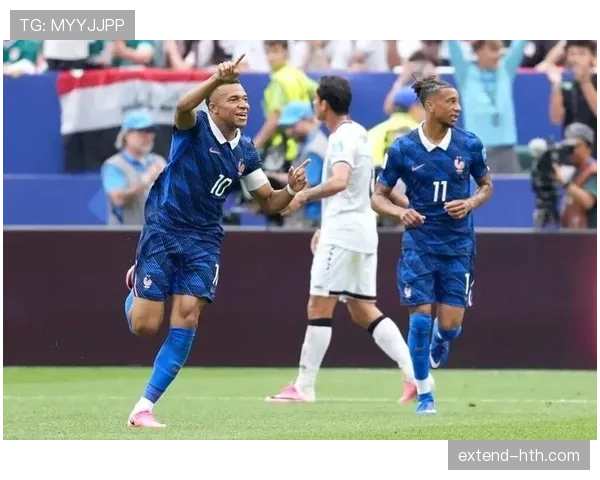 2026世界杯射手榜回顾：小组赛关键进球球员汇总